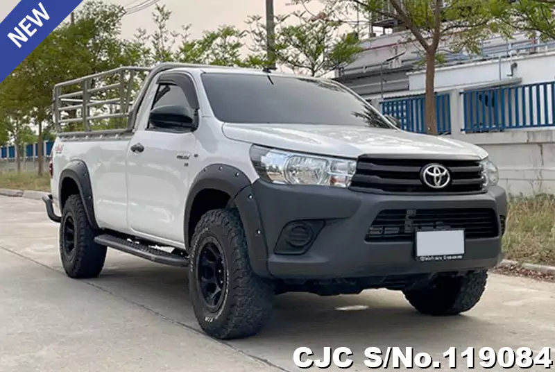 2019 Toyota / Hilux / Revo Stock No. 119084
