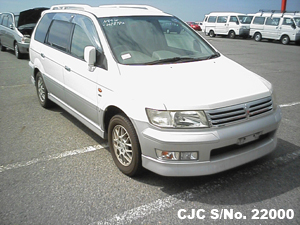 Mitsubishi / Chariot 1999 2.4 Petrol