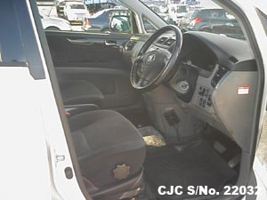 Toyota / Ipsum 2001 2.4 Petrol