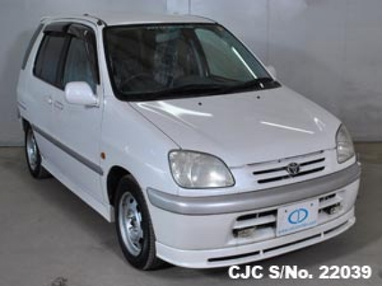 1998 Toyota / Raum Stock No. 22039