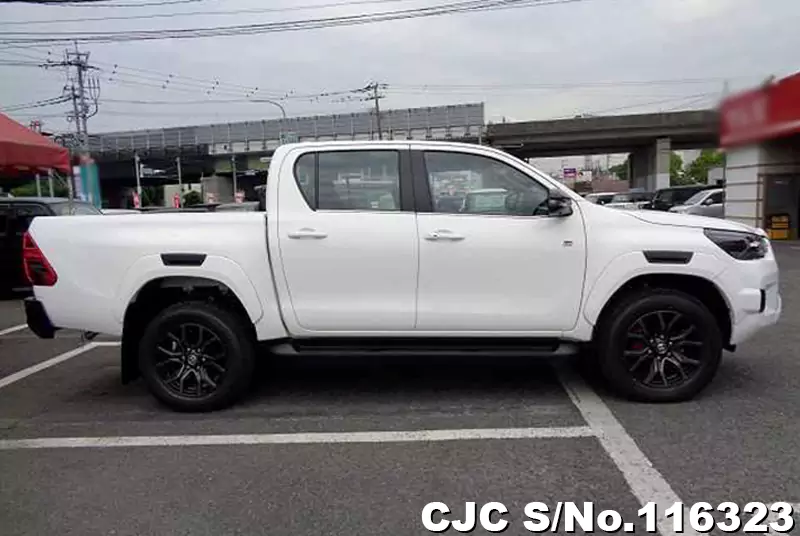2023 Toyota / Hilux Stock No. 116323