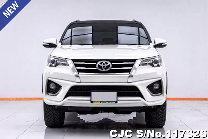 2017 Toyota / Fortuner Stock No. 117326