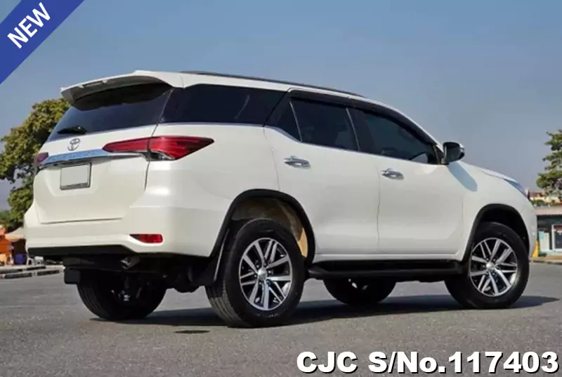 2017 Toyota / Fortuner Stock No. 117403