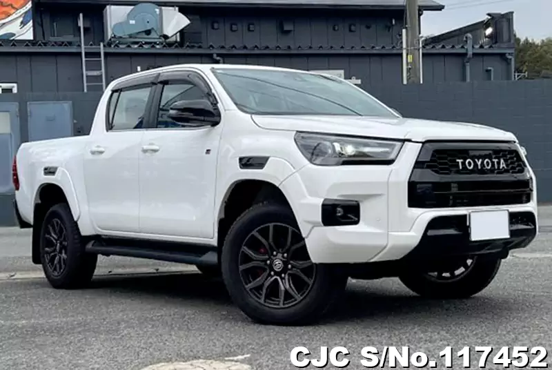 2023 Toyota / Hilux Stock No. 117452