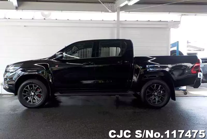 2023 Toyota / Hilux Stock No. 117475