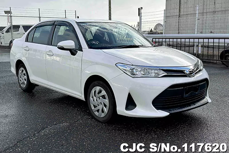 2018 Toyota / Corolla Axio Stock No. 117620