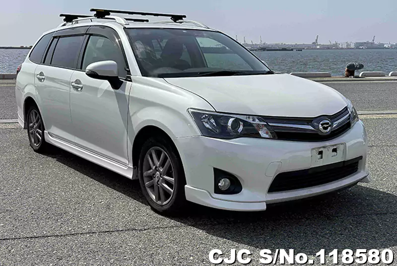 2015 Toyota / Corolla Fielder Stock No. 118580