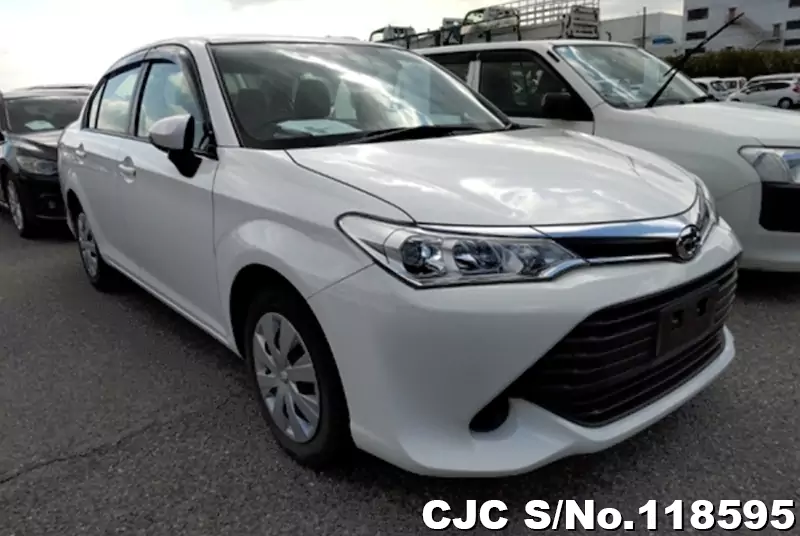 2017 Toyota / Corolla Axio Stock No. 118595