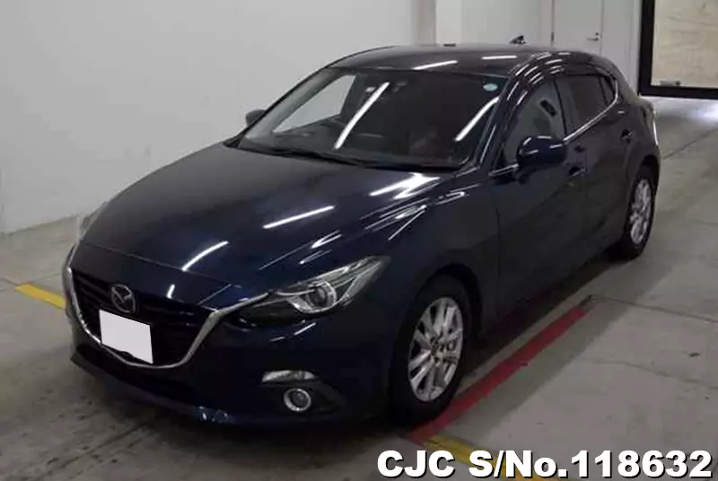 2015 Mazda / Axela Stock No. 118632