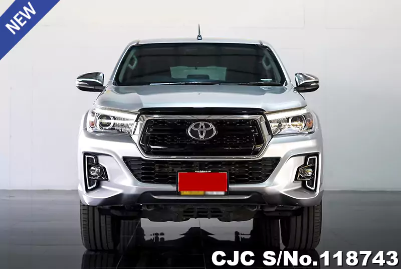 2018 Toyota / Hilux / Revo Stock No. 118743