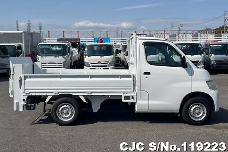 2015 Toyota / Liteace / Truck Stock No. 119223