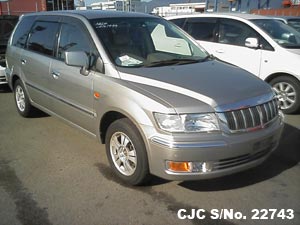 Mitsubishi / Chariot 2000 3.0 Petrol