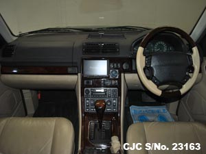 Online deal of Land Rover 