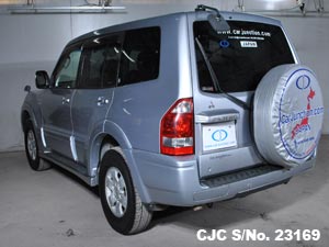 Rear View of  Mitsubishi Pajero