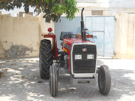 Massey Ferguson / MF-240 2003 2.5 Diesel