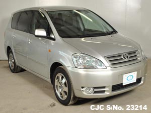 Toyota / Ipsum 2002 2.4 Petrol