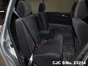 Toyota / Ipsum 2002 2.4 Petrol