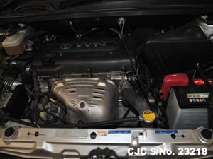 Engine cabin View of Toyota Ipsum