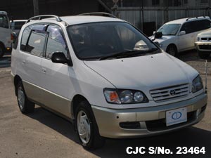 Toyota / Ipsum 1997 2.0 Petrol