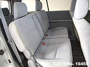 Mitsubishi / Dion 2002 2.0 Petrol