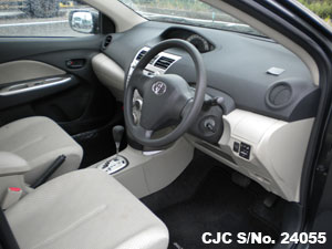 Toyota / Belta 2007 1.0 Petrol