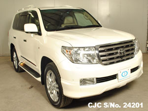 Toyota Land Cruiser in Pearl for sale