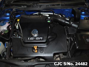 Volkswagen Golf Engine View
