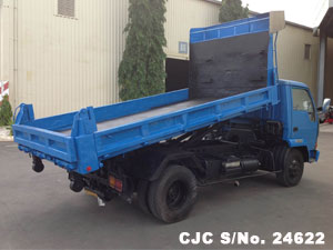 Mitsubishi / Fuso Fighter 1992 7.6 Diesel