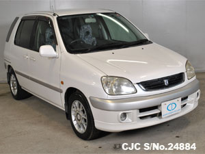 Toyota / Raum 2000 1.5 Petrol
