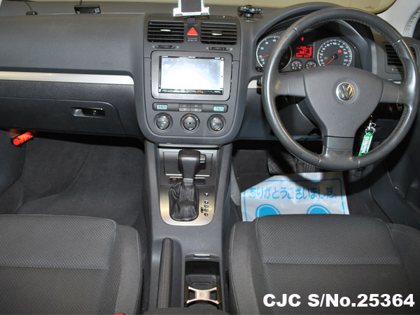 Online deal of Volkswagen Golf