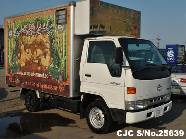 Toyota / Toyoace 2001 2.0 Petrol