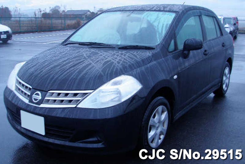 Nissan / Tiida Latio 2010 1.5 Petrol