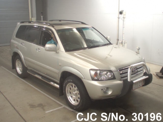 2004 Toyota / Kluger Stock No. 30196