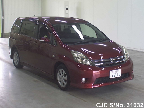 2007 Toyota / Isis Stock No. 31032