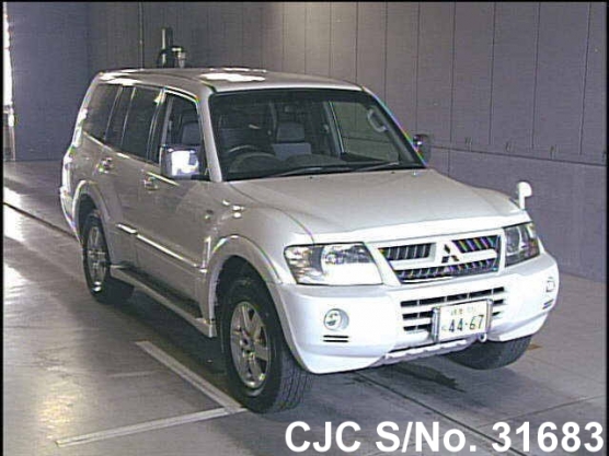 2005 Mitsubishi / Pajero Stock No. 31683