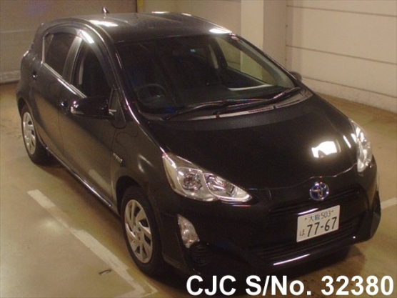 2015 Toyota / Aqua Stock No. 32380