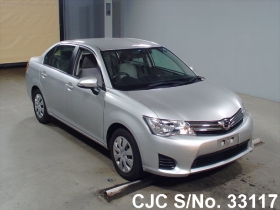 2013 Toyota / Corolla Axio Stock No. 33117