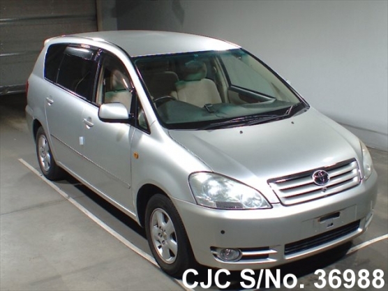 2003 Toyota / Ipsum Stock No. 36988