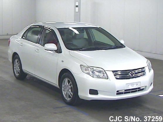 2006 Toyota / Corolla Axio Stock No. 37259
