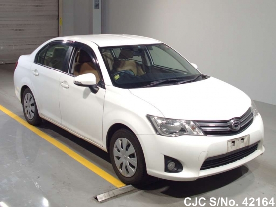 2013 Toyota / Corolla Axio Stock No. 42164