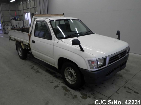 2000 Toyota / Hilux Stock No. 42231