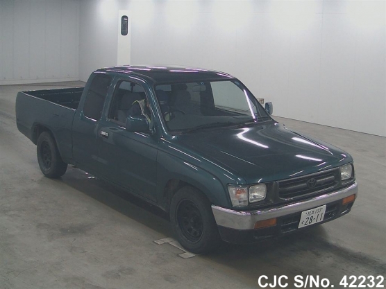 2001 Toyota / Hilux Stock No. 42232
