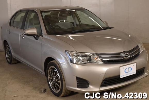 2013 Toyota / Corolla Axio Stock No. 42309