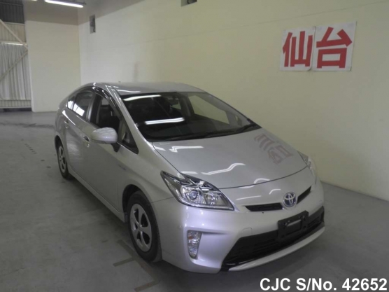 2013 Toyota / Prius Hybrid Stock No. 42652