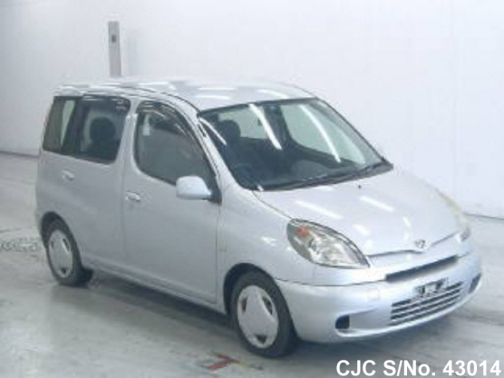 2000 Toyota / Funcargo Stock No. 43014