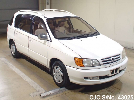 1999 Toyota / Ipsum Stock No. 43025