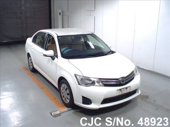 2013 Toyota / Corolla Axio Stock No. 48923
