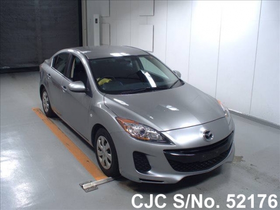 2012 Mazda / Axela Stock No. 52176