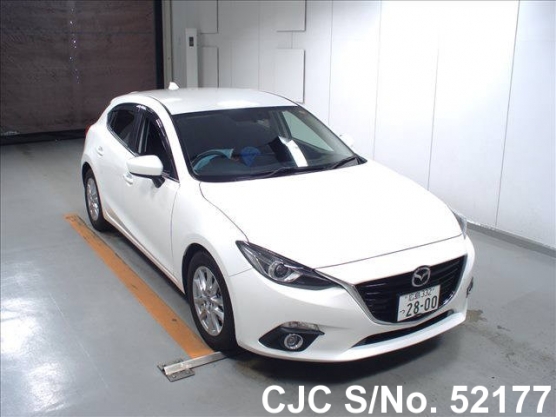 2013 Mazda / Axela Stock No. 52177