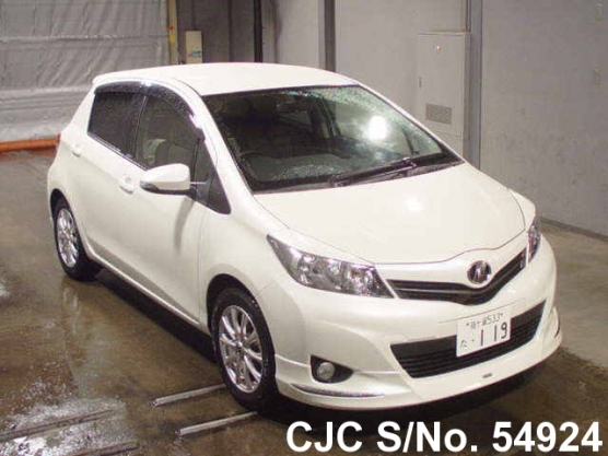 2013 Toyota / Vitz - Yaris Stock No. 54924
